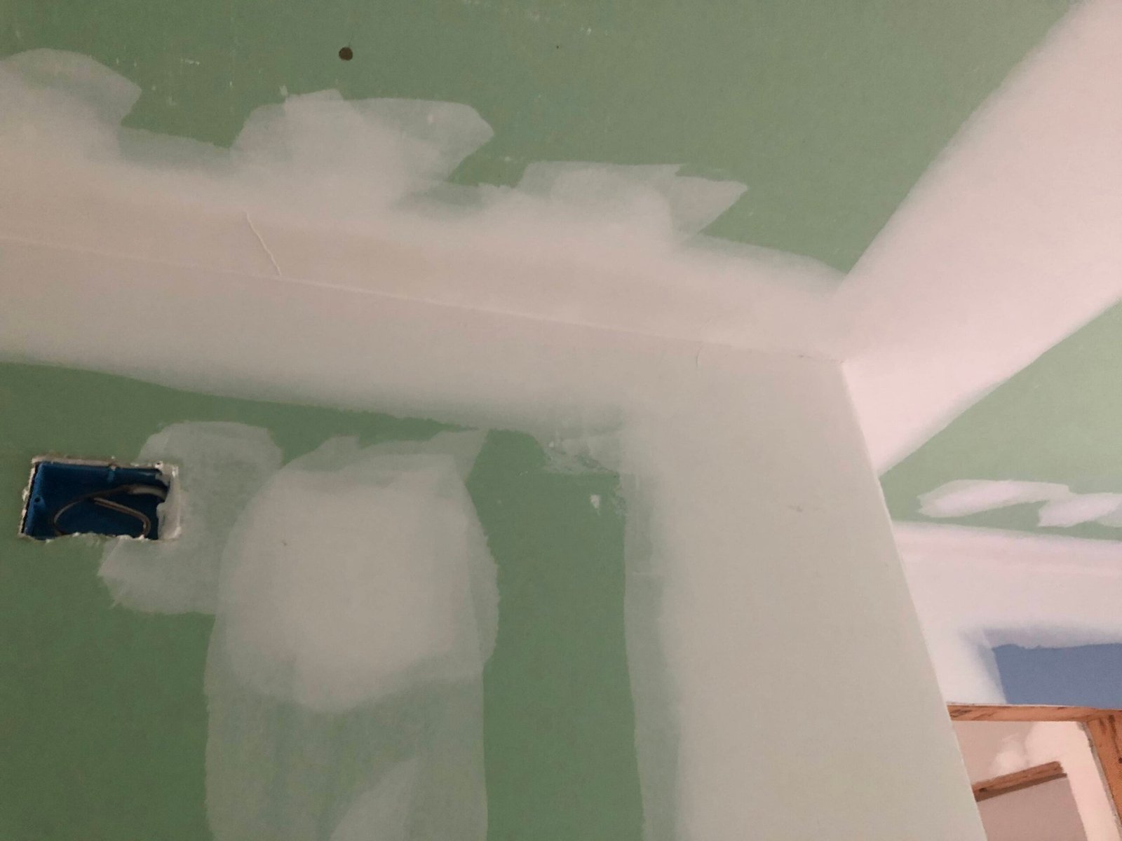 Bathroom Drywall finishing West Springfield MA